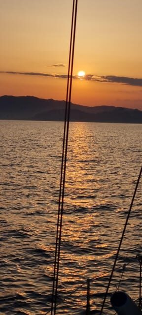 2 hours sunset sailing in a sailboat in Platja d'Aro - Why This Experience Offers Real Value