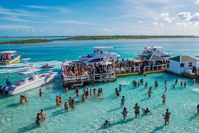 2 Hours Tiki Bar - An Exciting and Relaxing Ride in Turks and Caicos: The 2 Hours Tiki Bar Tour