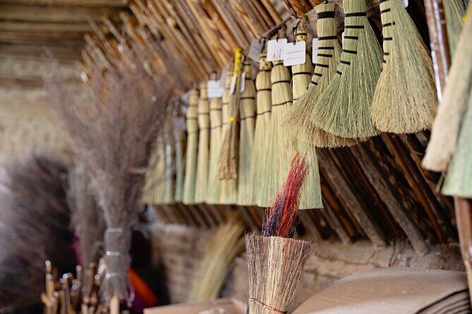 2 Hours Tour in La Balaiterie Sweeper's House - Key Points