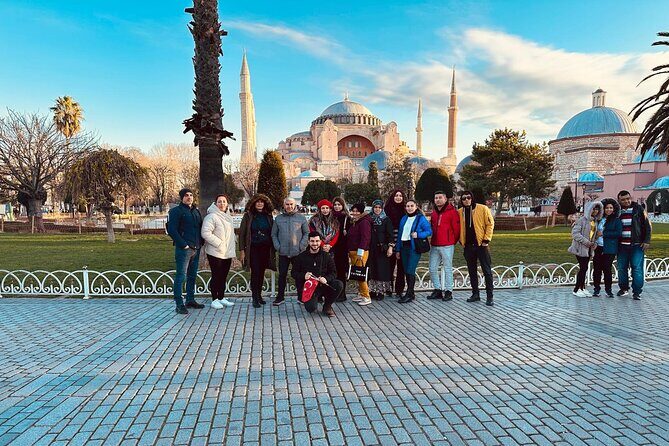 2 Hours Walking Tour Through Istanbul's Old City - Who Should Book This Tour?