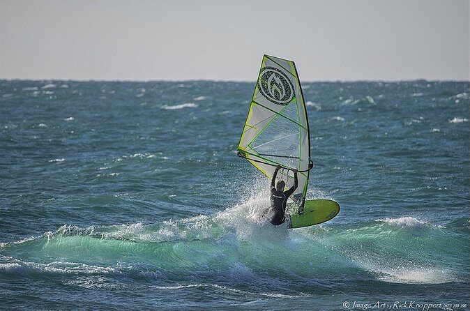 2 Hours Windsurfing Lesson in Cabrillo Beach - FAQ