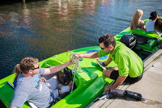2 Person Mini Power Boat Rental at Tampa Riverwalk - Key Points