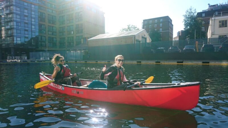 2 seater Canoe Rental in Ladbroke Grove - Who Will Love This Canoe Rental?