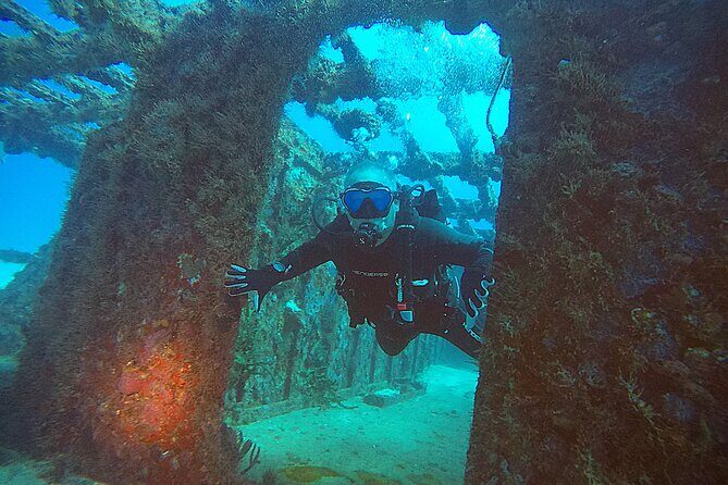 2 Tanks Scuba Diving Wreck and Reef in Cancun for Certified Divers - Key Points