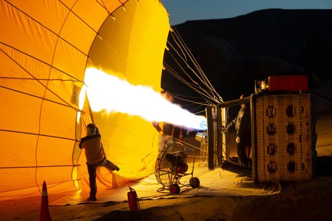 2 way Airport Transfer + Hot Air Balloon + 1 Day Tour (Green or Red) - FAQs