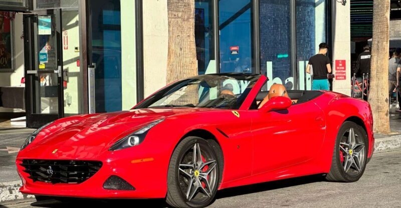 20 Min Ferrari tour in Hollywood (Drive or Be driven) - Key Points