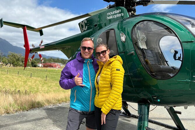 20 Minute Twin Glacier Overflight in Fox and Franz Josef Glaciers - A Closer Look at the Glacial Flight Experience