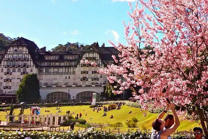 21 - Guided Tour to the Imperial City of Petrópolis with Lunch - Balancing Value and Experience