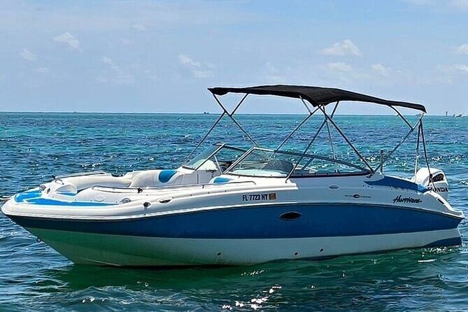 24' Hurricane Sundeck Boat Rental - An In-Depth Look at the 24 Hurricane Sundeck Boat Rental in Key West