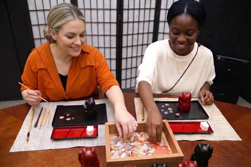 24K Gold & Washi: Design Your Unique Manekineko Workshop in Osaka - A lucky cat made by your own hands