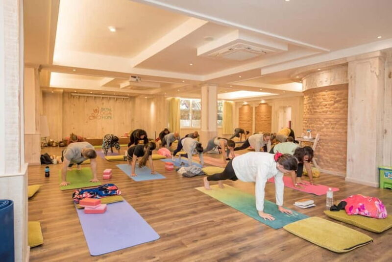 29-Day Yoga in Nepal: 500 Hour Yoga Teacher Training - A Detailed Look at the 29-Day Yoga in Nepal Experience