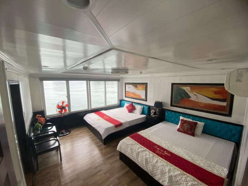 2D1N Boat Tour : Lan Ha Bay - Ha Long Bay - Key Points