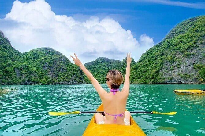 2D1N Exclusive Luxury Tour to Ninh Binh and Halong - Discover the Best of Vietnam in Style: 2D1N Luxury Tour to Ninh Binh and Halong Bay