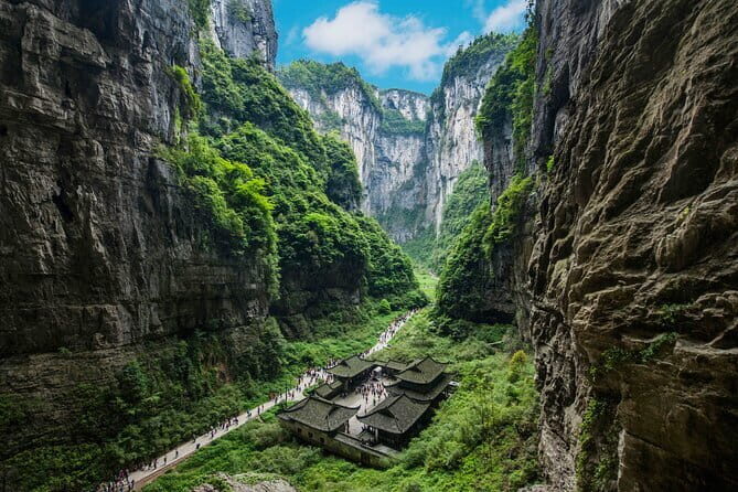 2Day Wulong Karst Park+Dazu Carvings World Heritage Private Tour - Experience the Best of Chongqing: 2-Day Wulong Karst Park + Dazu Carvings Private Tour