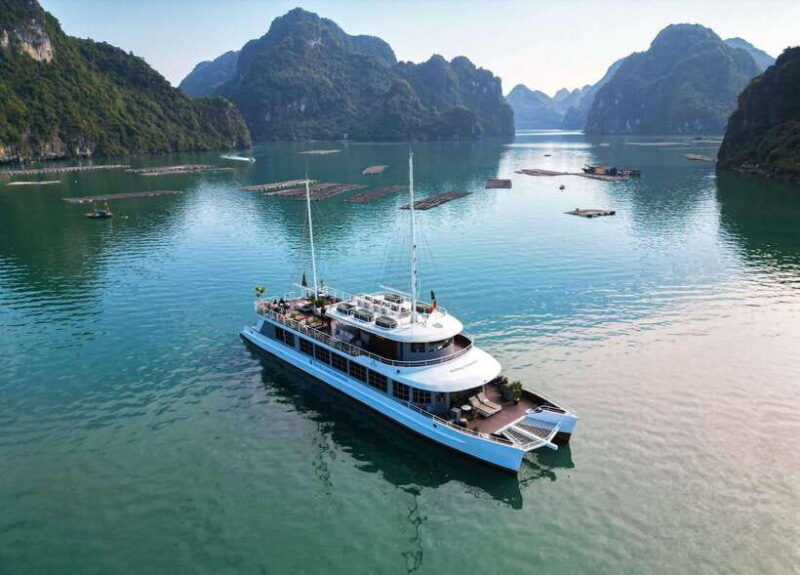2Days Tour : Lan Ha Bay - Cat Ba Island - Caves - Kayaking - Key Points