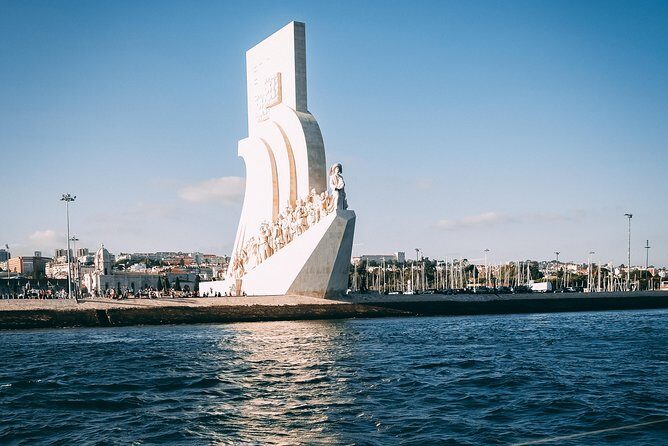 2h Private Group - Exclusive Boat Tour with Local Sailors - The Sum Up: Who Is This Tour Best For?