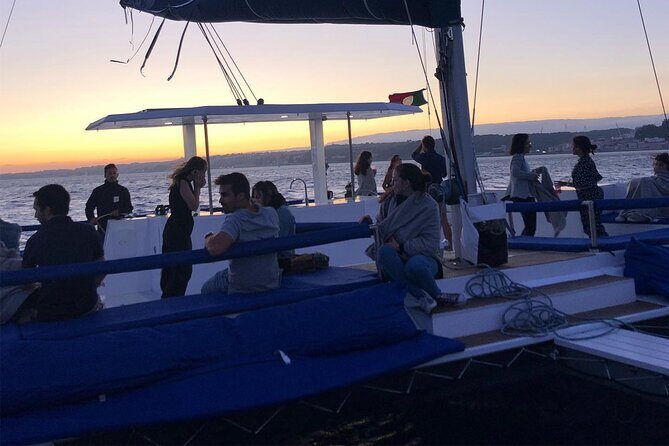 2H Private Sailing Catamaran "Vertigo" Tour in Lisbon up to 18pax - Authentic Experiences and Authenticity Matters