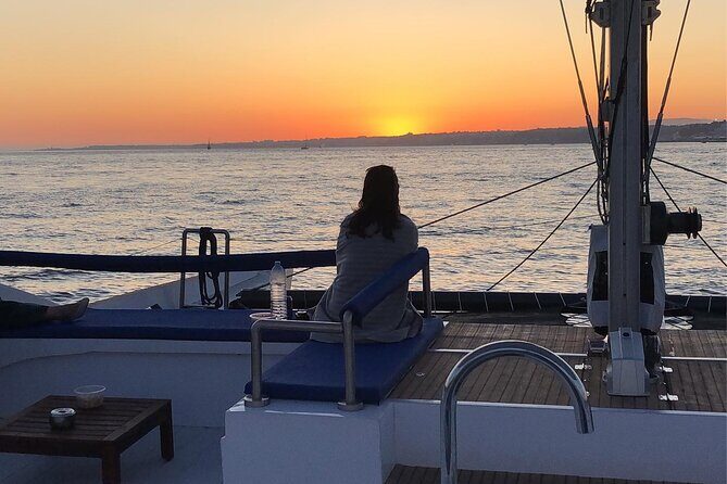 2H Private Sailing Catamaran "Vertigo" Tour in Lisbon up to 18pax - Who Will Love This Tour?