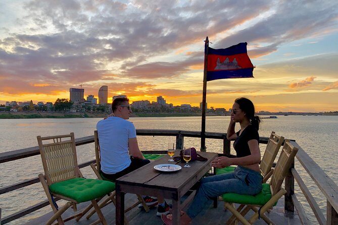 2hours Private Sunset Cruise with unlimited beer, soft drinks and Tour guide - An Authentic Phnom Penh River Experience: 2-Hour Private Sunset Cruise
