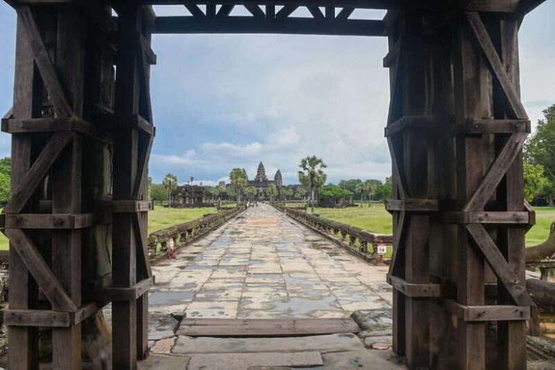 3-Day Angkor Wat Adventure W/ Waterfall and Floating Village - Authentic Experiences and Hidden Gems