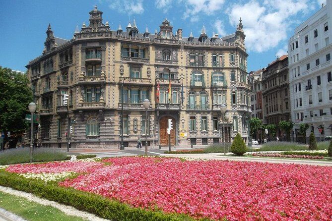 3-day Bilbao Bike Tour and Guggenheim Museum Ticket - Day 3: Art and Architectural Marvel – Guggenheim Museum