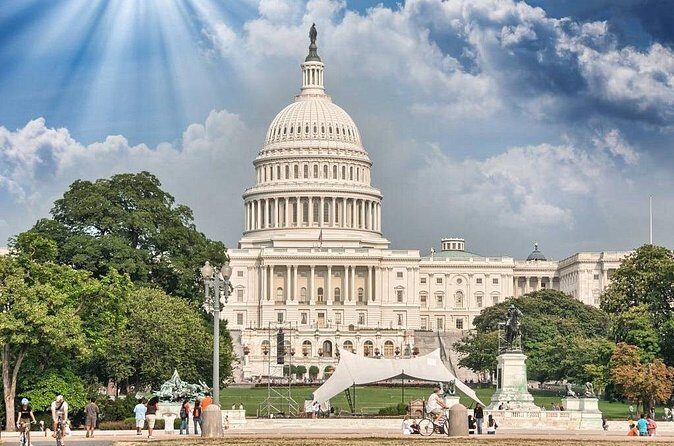 3-Day Bus Tour to Washington D.C., Niagara Falls, Watkins Glen from New York - Frequently Asked Questions