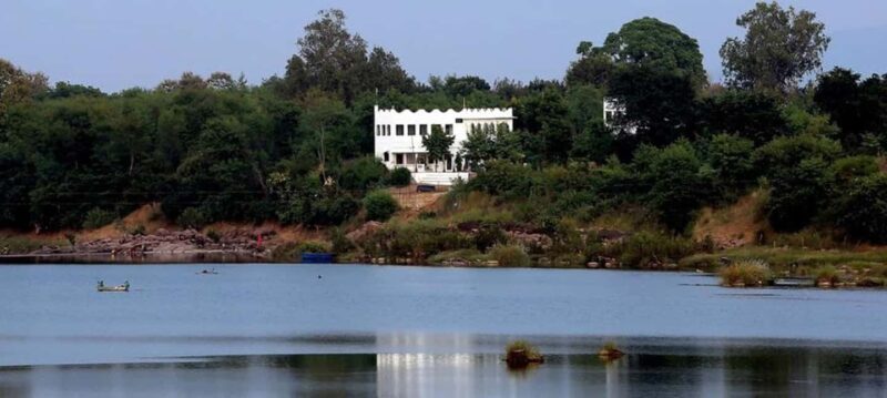 3-Day Temple Trails & Tiger Tales: Delhi-Khajuraho-Panna - Key Points