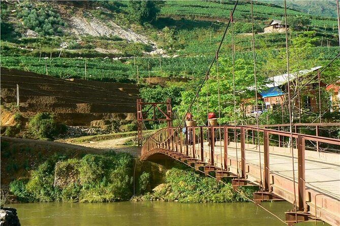 3-Day Trekking Adventure of Sapa from Hanoi - Stay Ta Van Village - Day 1: From Hanoi to Ta Van Village