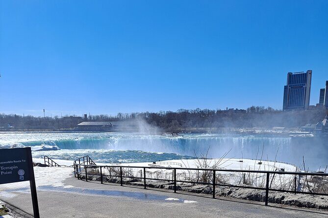 3-Hour 30-Minute Private Guided Tour in Niagara Falls - The Experience in Detail