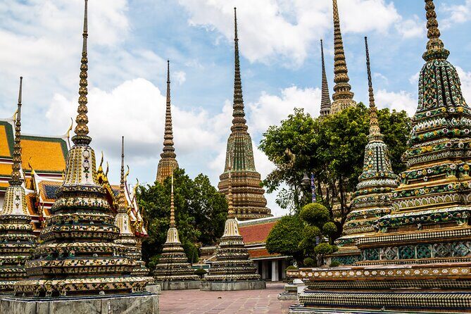 3-Hour Bangkok Walking Tour: Wat Pho and Wat Arun - In The Sum Up: Who Should Consider This Tour?
