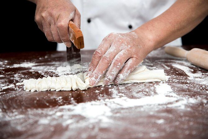 3-Hour Biang Biang Noodles Cooking Class in Xi'an - Key Points