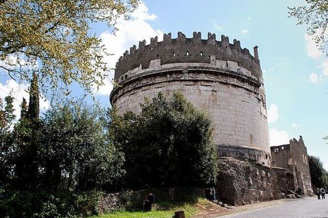 3-Hour Catacumbs and Appian Way Park Guided Tour in Golf Car Pickup - An Insider’s Look at the 3-Hour Rome Golf Cart Tour