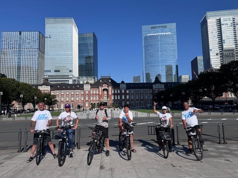 3-Hour E-Bike Experience in Central Tokyo: Palace & Hidden Gems - Akasaka Palace and the Olympic Stadium