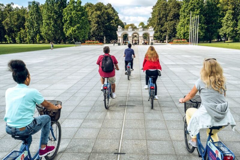 3-Hour Guided Cycling Tour of Warsaw - A Deep Dive into the Warsaw Cycling Experience