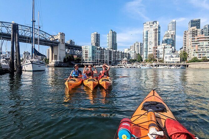 3 Hour Kayak in Vancouver with Coffee on the Beach - A Closer Look at the Tour Experience