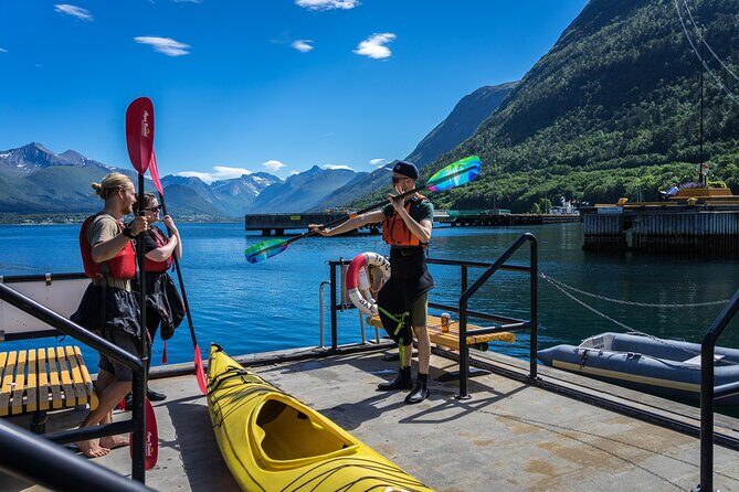 3-Hour Kayak Tour in Åndalsnes - Who Should Consider This Tour?