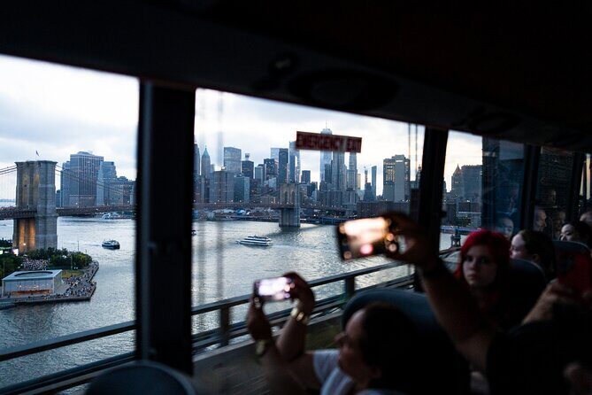 3 Hour Luxury Bus Tour of NYC Night Highlights - A Deep Dive into the NYC Night Highlights Tour
