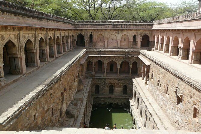 3-Hour Mehrauli Archaeological Park Ruins Walking Tour Delhi - What to Expect During the Tour