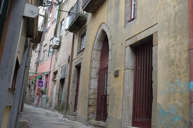 3-Hour Porto Jewish Heritage Walking Tour with Local Guide - Exploring Porto’s Jewish Heritage: A Deep Dive