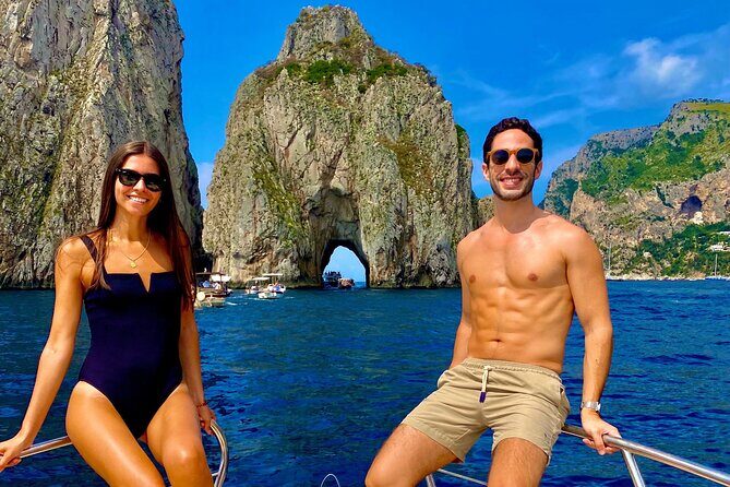 3-hour private boat tour of the island of Capri - FAQ
