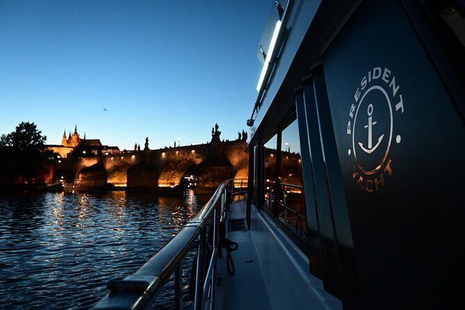 3-hour private cruise in Prague for 10 people - A Detailed Look at the 3-Hour Private Cruise in Prague