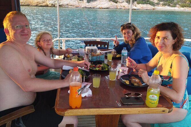 3-Hour Private Sunset Boat Tour With Dinner in Bodrum - A Sunset Cruise in Bodrum You’ll Never Forget