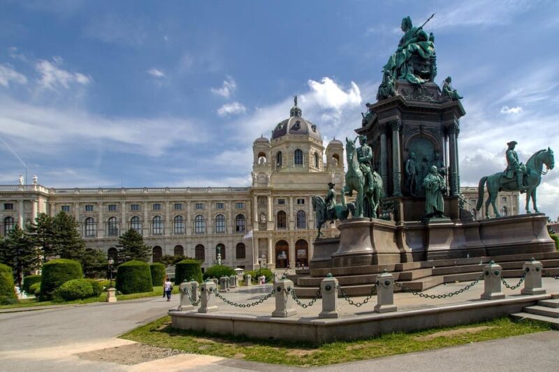 3 hour private tour in Vienna by private car - A Deep Dive into the 3-Hour Vienna Private Car Tour