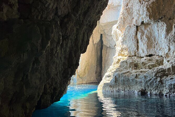 3-Hour Private Tour in Zakynthos, Cameo Island & Keri Caves - An In-Depth Look at What This Tour Offers