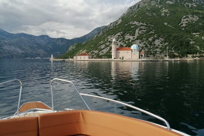 3 Hour Speed Boat Tour to Blue Cave with WiFi and Drinks - The Sum Up