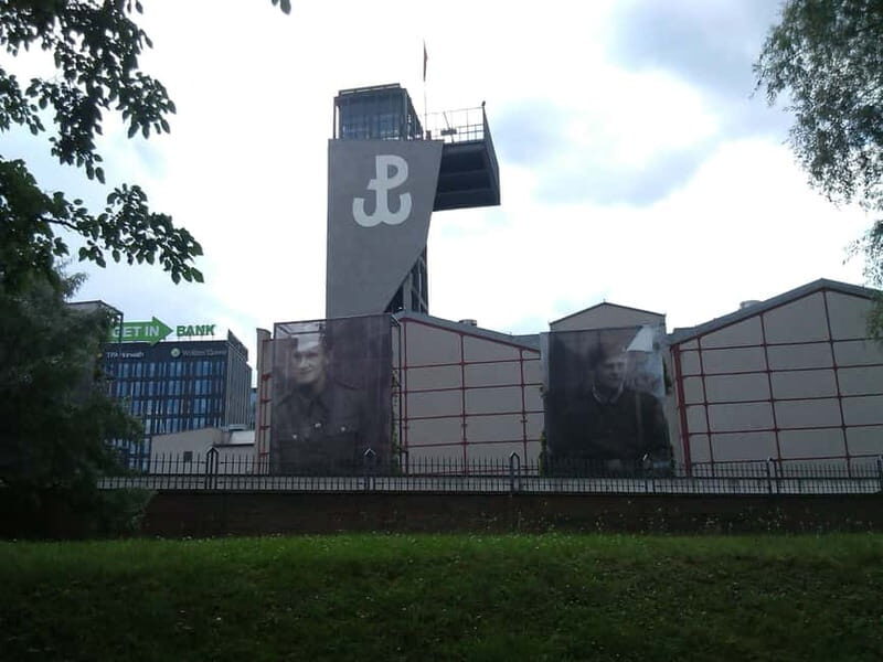 3-hour tour at Warsaw Uprising 1944 Museum /inc. Pick-up/ - Discover the Warsaw Uprising 1944 Museum on a 3-Hour Guided Tour