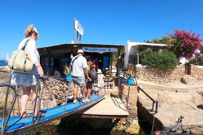 3 Hours Aquarium and Margaritas Islands Excursion - Who Should Book This Tour?