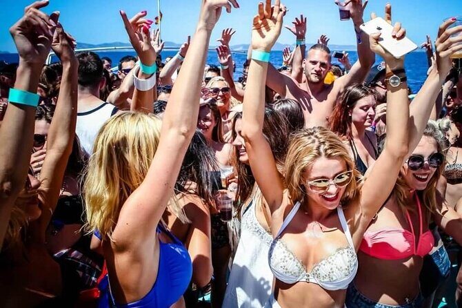 3 Hours Boat Party with 2 Live DJs in Mallorca - After-Party and Additional Activities