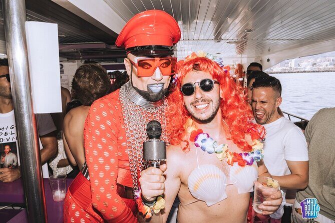 3 hours on the craziest boat party in Malaga - The Sum Up