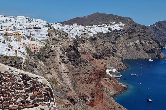 3 hours Panoramic Tour to Oia - Authenticity and Guide Experience